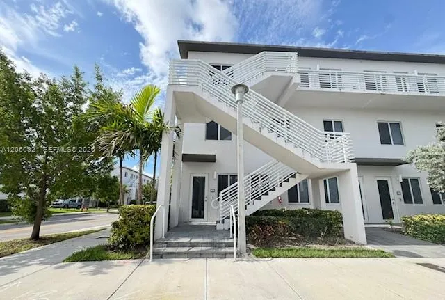 10270 NW 66th St #101 Doral, FL 33178