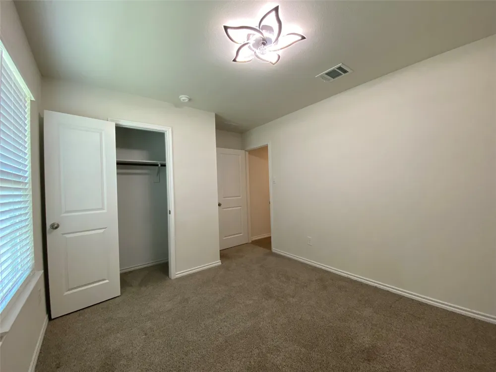 159 Mapleoak Drive Caddo Mills, TX 75135