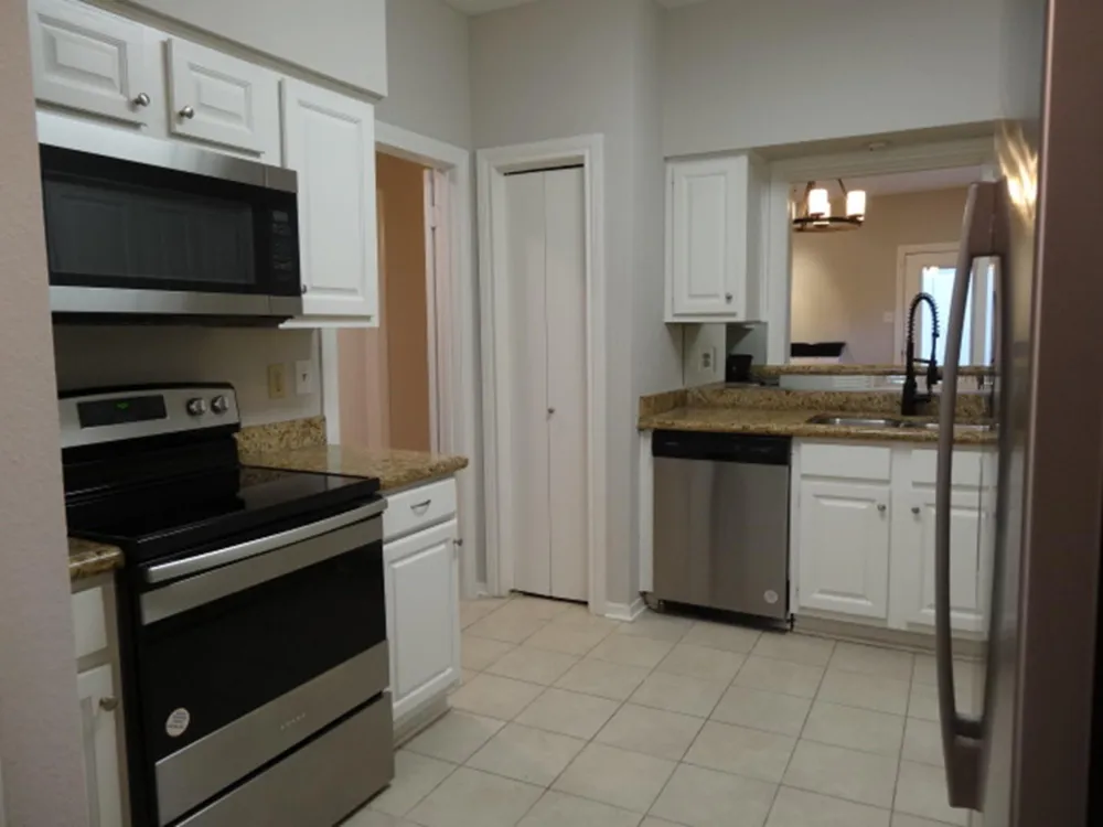 864 Augusta Drive #208 Houston, TX 77057