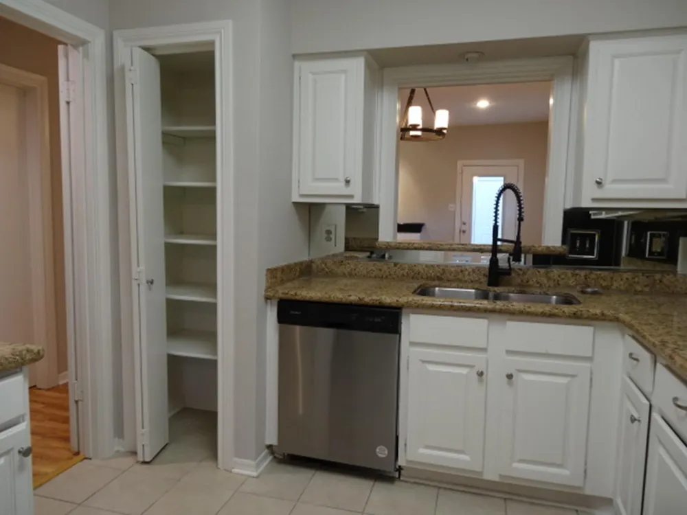 864 Augusta Drive #208 Houston, TX 77057
