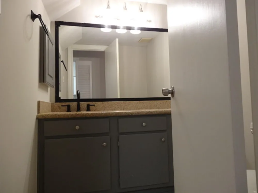 864 Augusta Drive #208 Houston, TX 77057