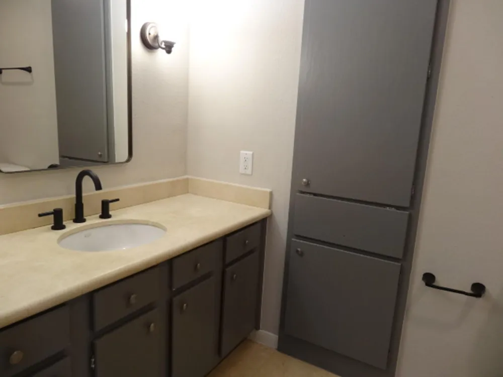 864 Augusta Drive #208 Houston, TX 77057