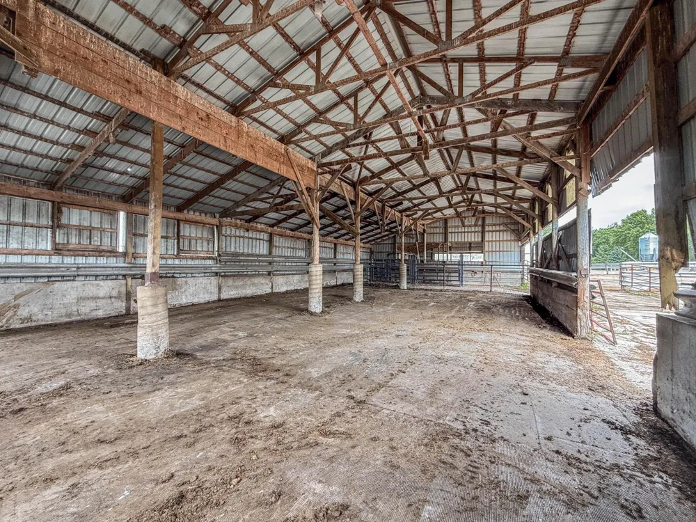 16002 Highway 71 S Blomkest, MN 56216