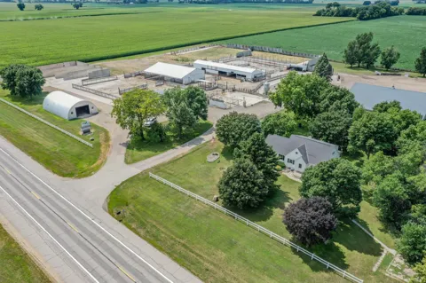16002 Highway 71 S
