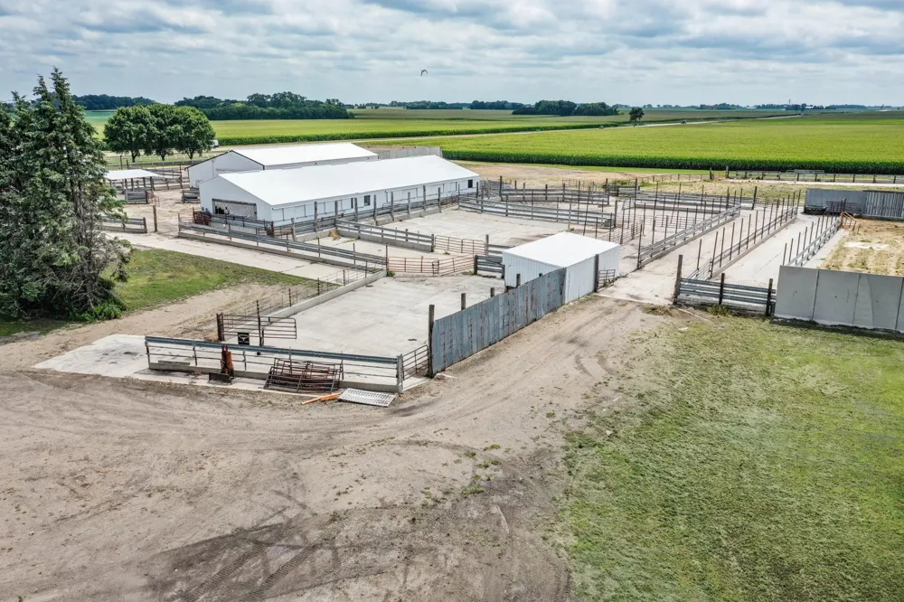 16002 Highway 71 S Blomkest, MN 56216