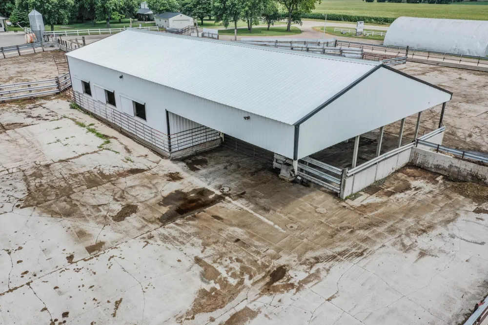 16002 Highway 71 S Blomkest, MN 56216