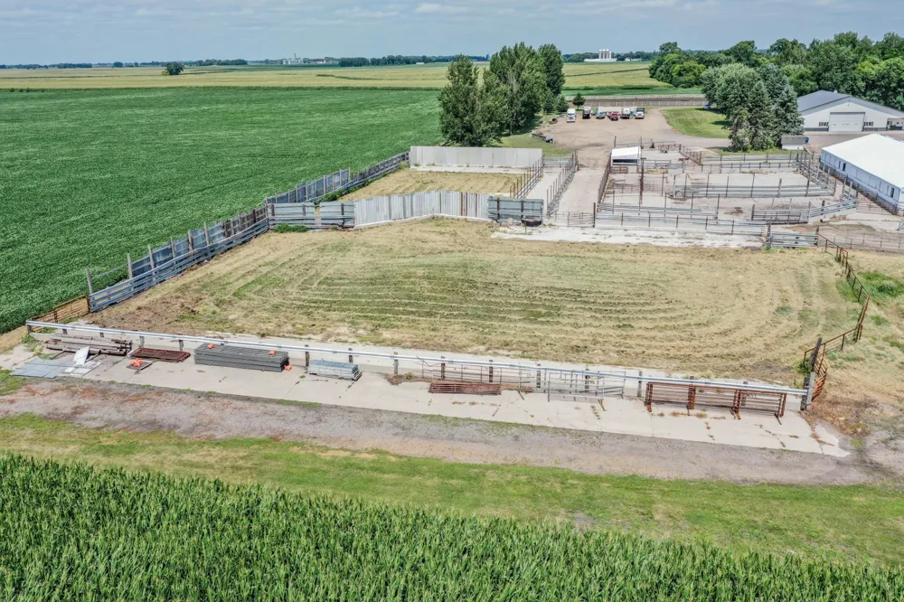 16002 Highway 71 S Blomkest, MN 56216