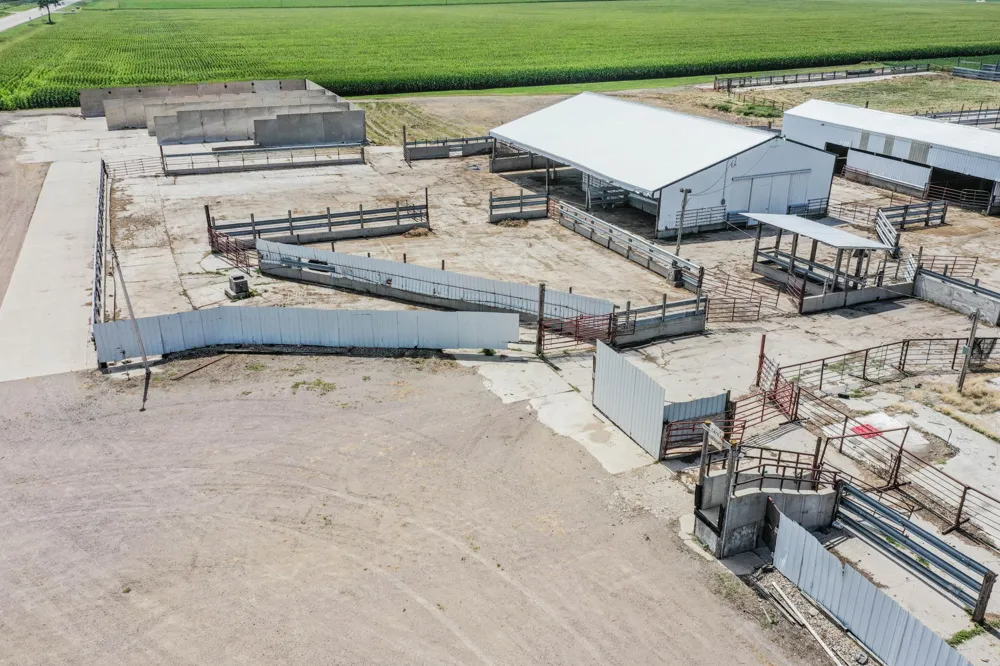 16002 Highway 71 S Blomkest, MN 56216