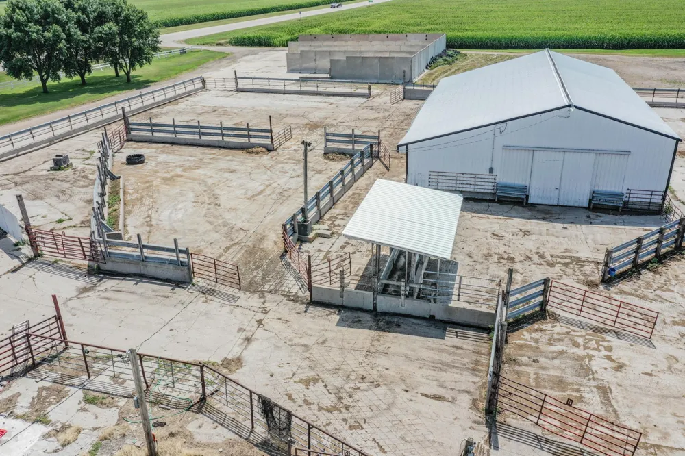 16002 Highway 71 S Blomkest, MN 56216