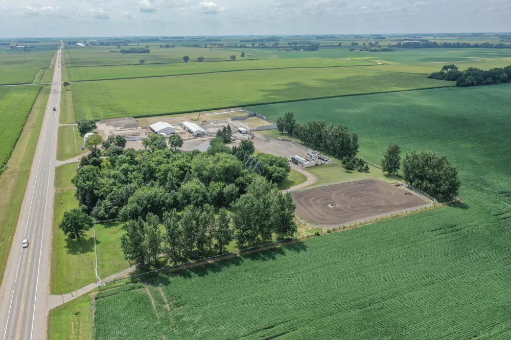 16002 Highway 71 S Blomkest, MN 56216