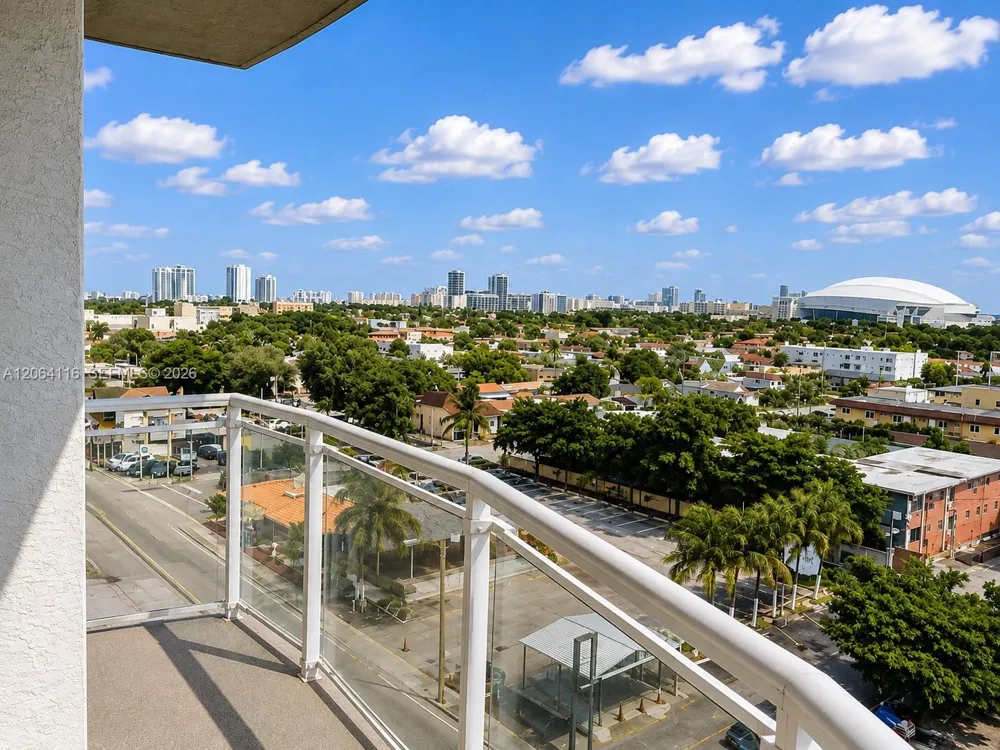 1 Glen Royal Pkwy #702 Miami, FL 33125