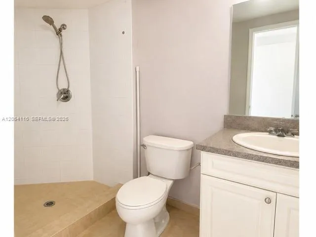 1 Glen Royal Pkwy #702 Miami, FL 33125