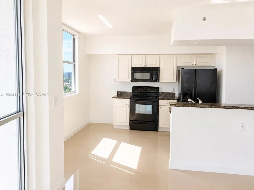 1 Glen Royal Pkwy #702 Miami, FL 33125