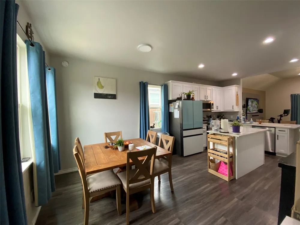 1410 E Royall Boulevard Malakoff, TX 75148