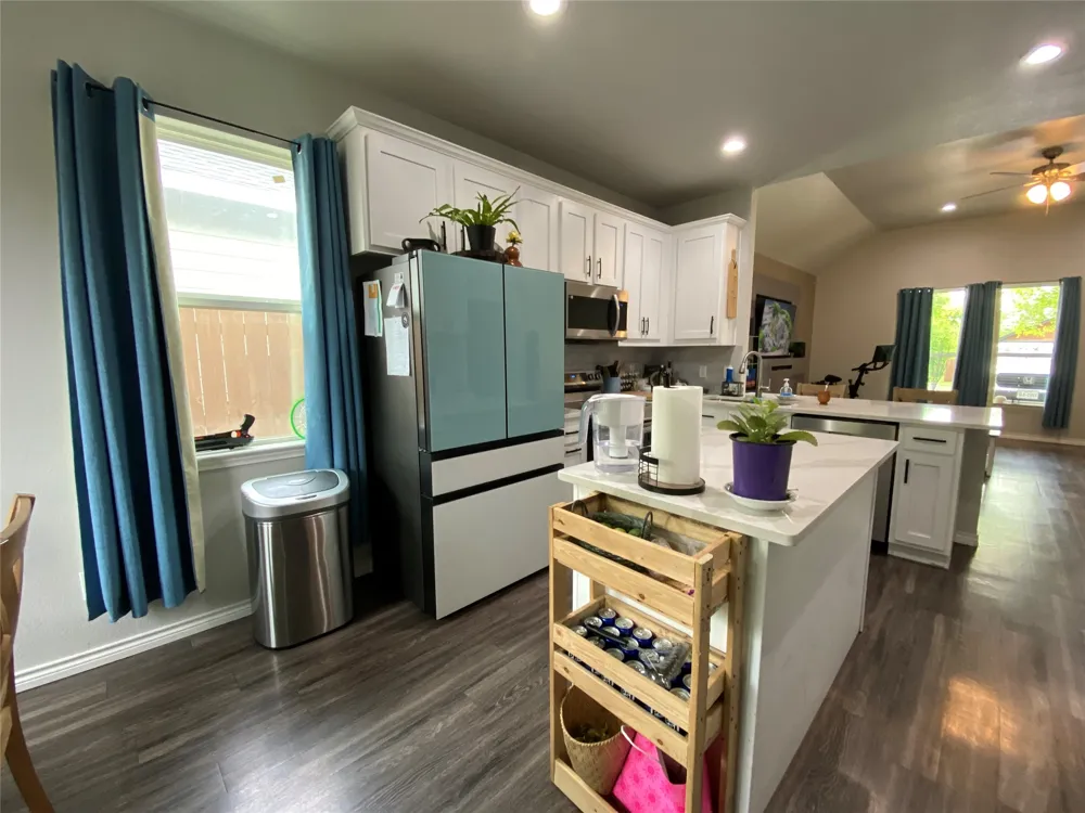 1410 E Royall Boulevard Malakoff, TX 75148