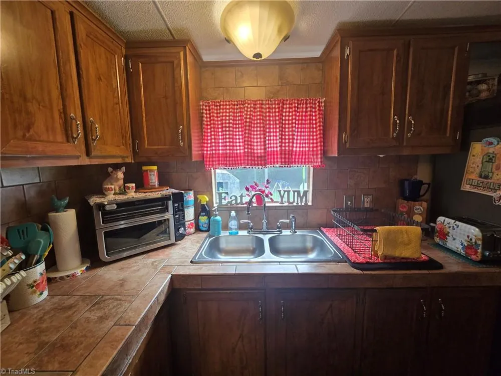 185 Bells Lane Ronda, NC 28670