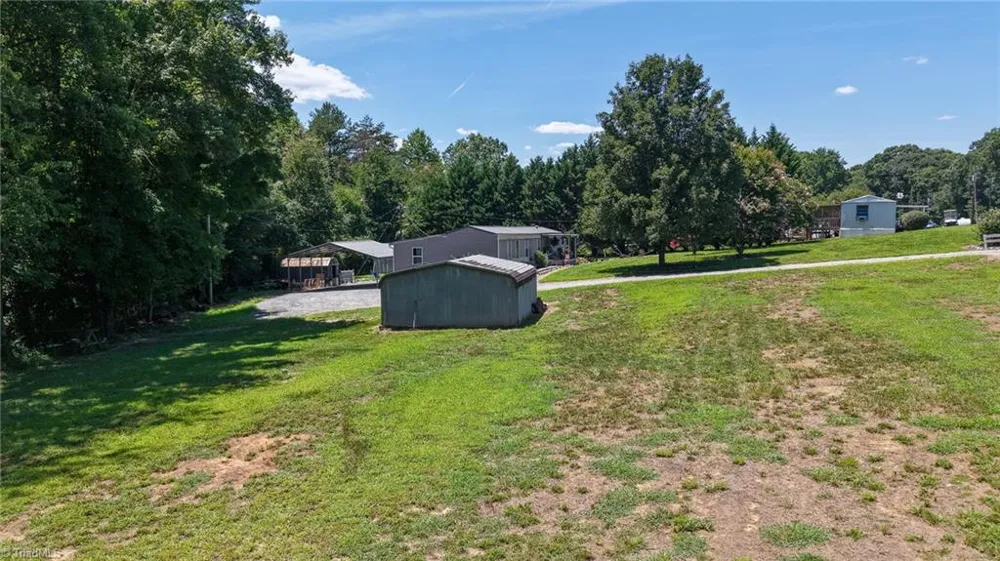 185 Bells Lane Ronda, NC 28670