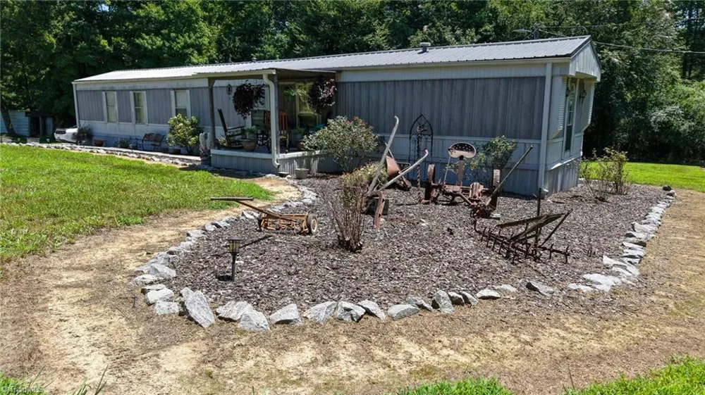 185 Bells Lane Ronda, NC 28670