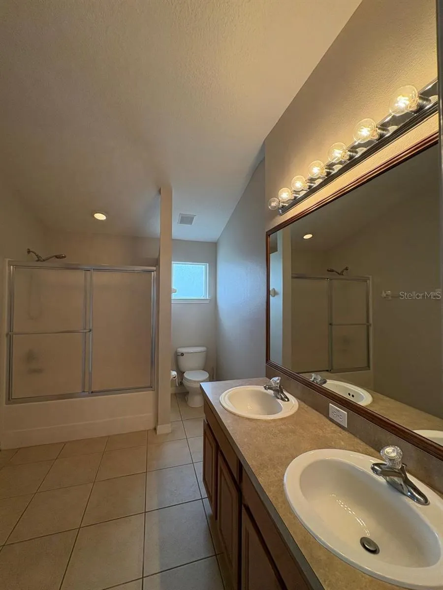 10907 DERRINGER DRIVE Orlando, FL 32829