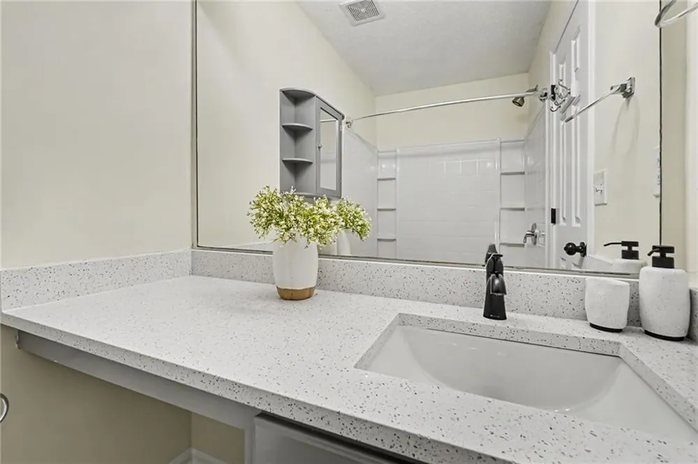 417 Heritage Park Trace NW #2 Kennesaw, GA 30144