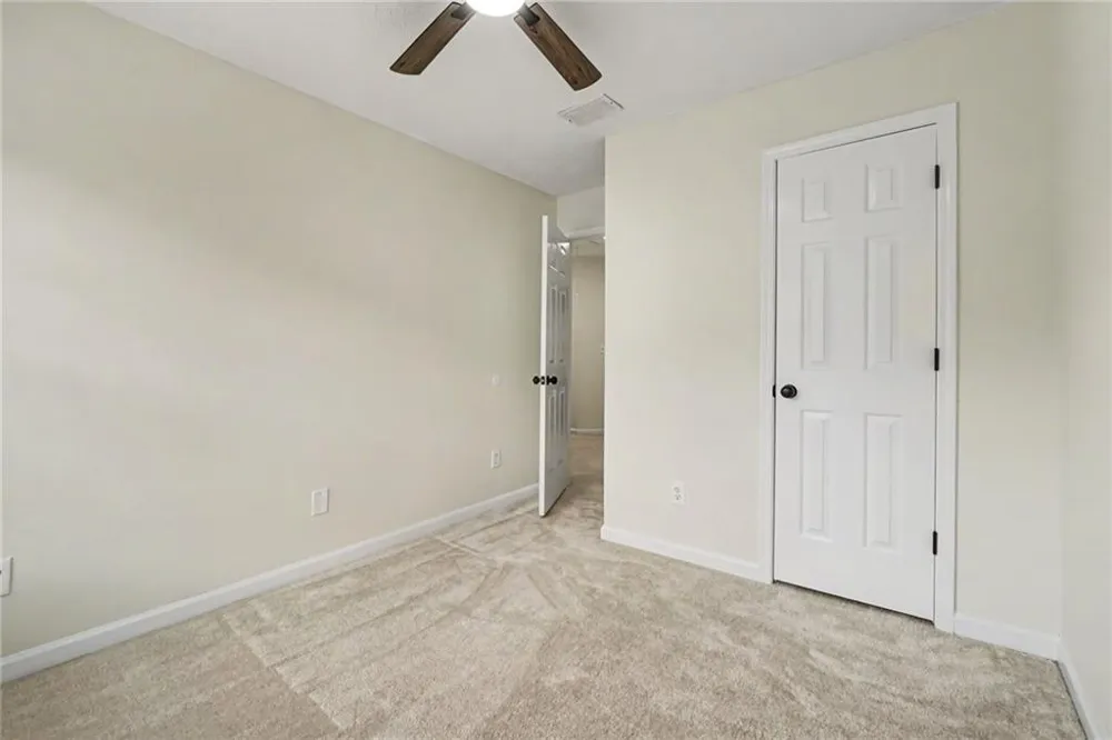 417 Heritage Park Trace NW #2 Kennesaw, GA 30144