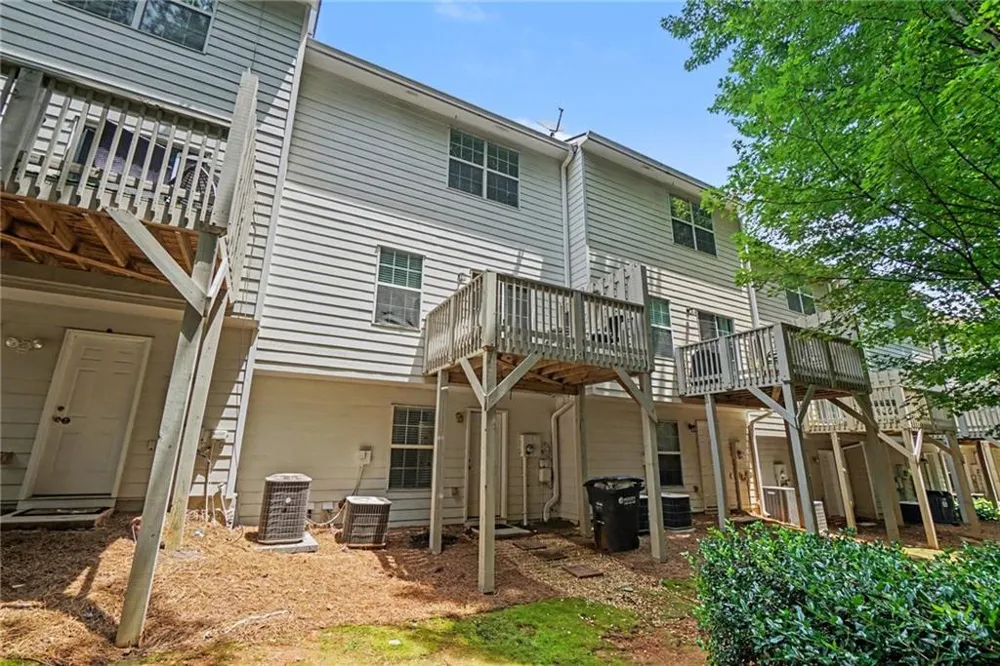 417 Heritage Park Trace NW #2 Kennesaw, GA 30144