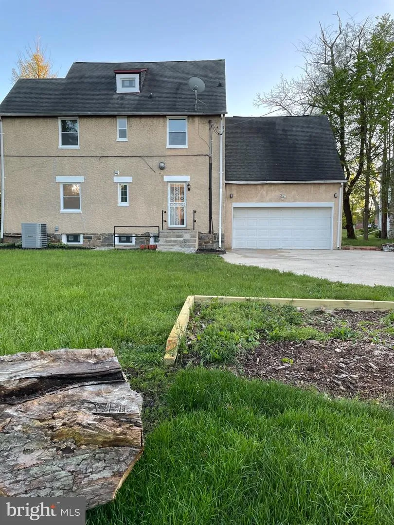 6305 E FORDHAM DRIVE Baltimore, MD 21215