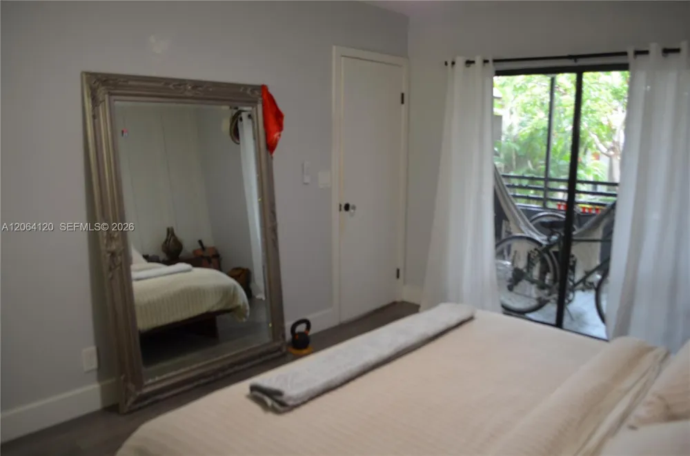 11554 NW 10th St #11554 Pembroke Pines, FL 33026