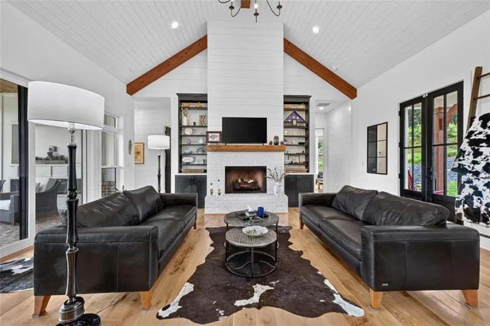624 High Summit Drive Talking Rock, GA 30175