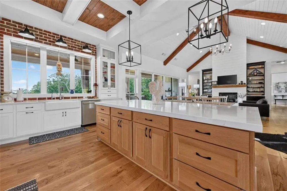 624 High Summit Drive Talking Rock, GA 30175