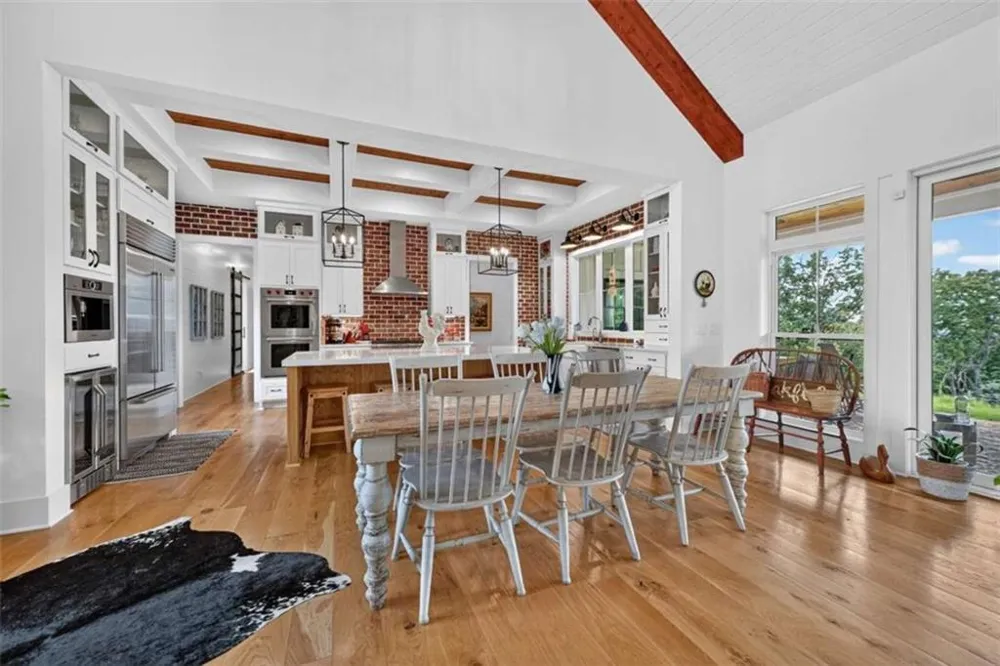 624 High Summit Drive Talking Rock, GA 30175