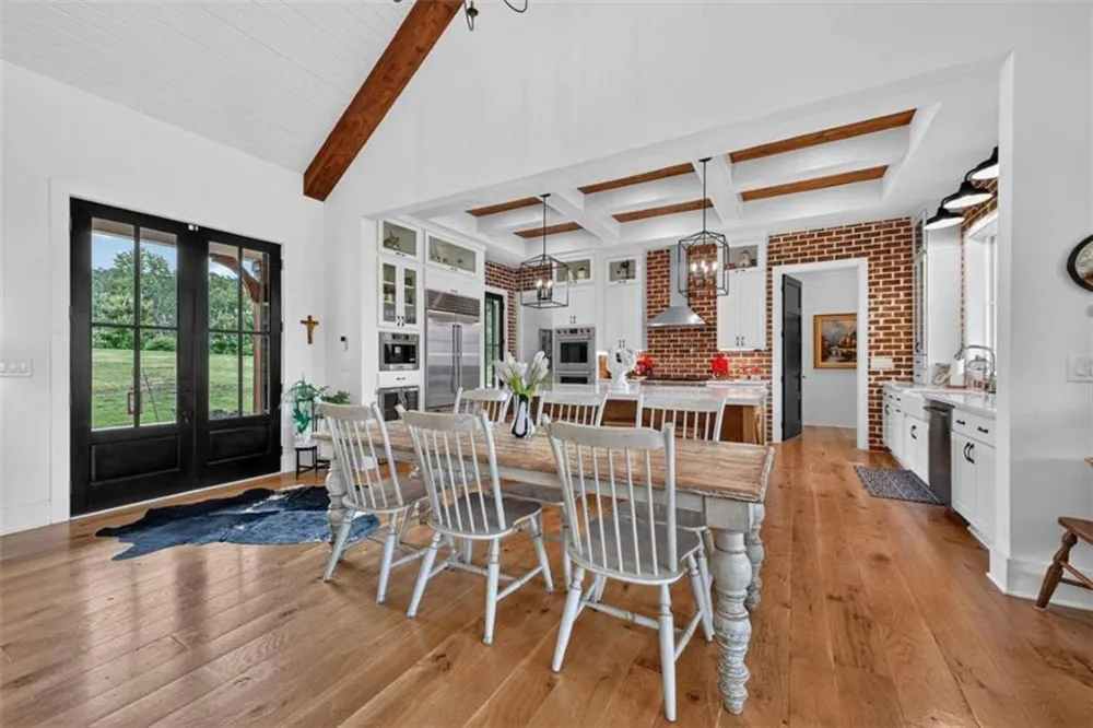 624 High Summit Drive Talking Rock, GA 30175