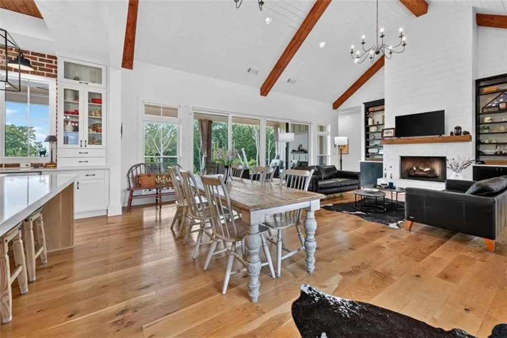 624 High Summit Drive Talking Rock, GA 30175
