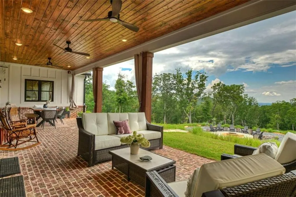624 High Summit Drive Talking Rock, GA 30175