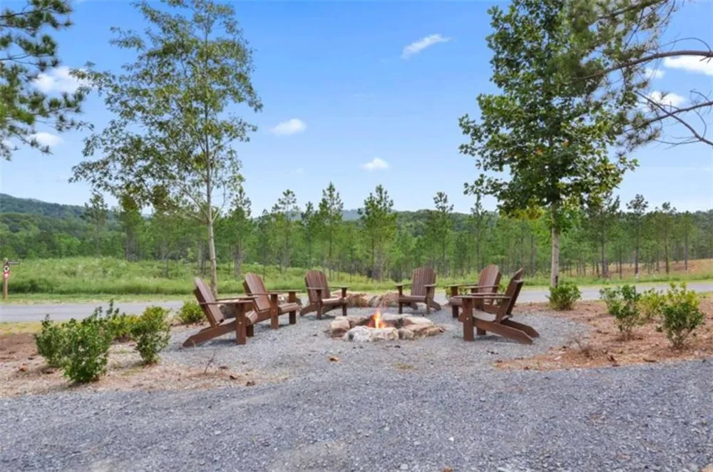 624 High Summit Drive Talking Rock, GA 30175