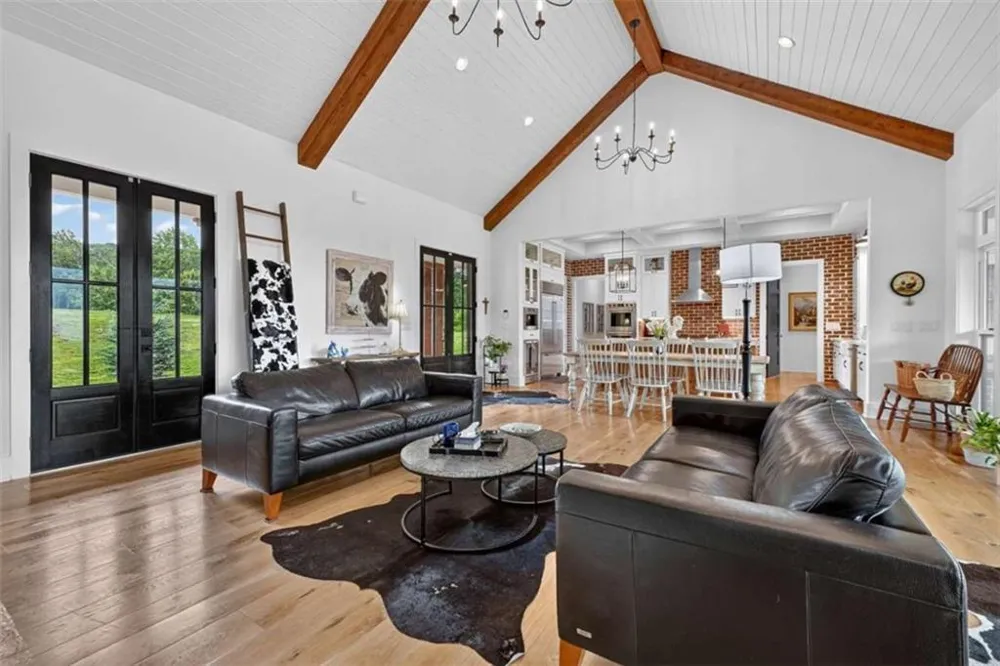 624 High Summit Drive Talking Rock, GA 30175