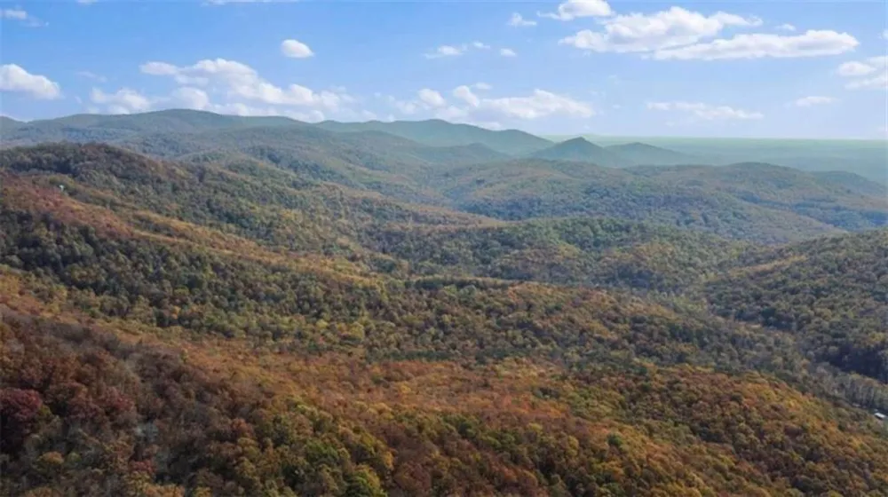 624 High Summit Drive Talking Rock, GA 30175