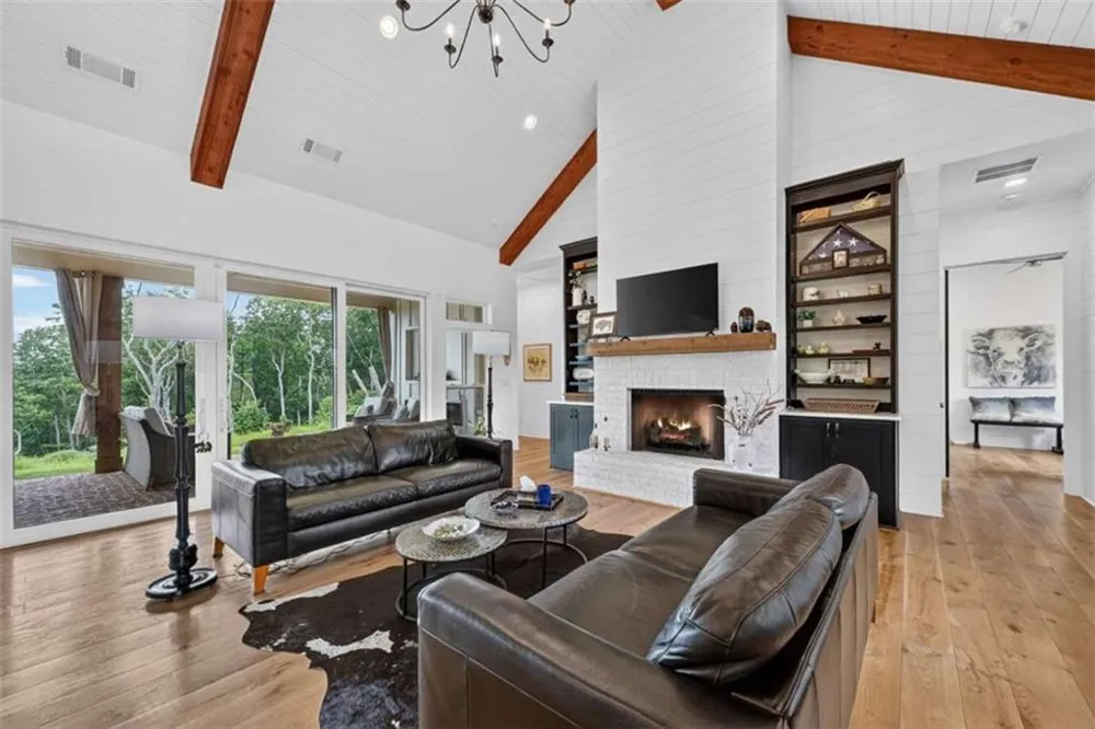 624 High Summit Drive Talking Rock, GA 30175