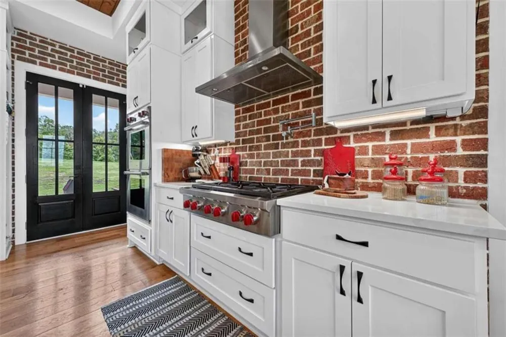 624 High Summit Drive Talking Rock, GA 30175