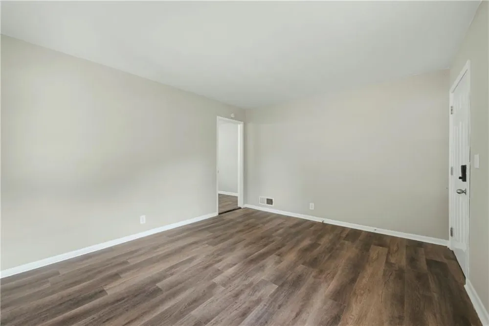3444 Linecrest Road Ellenwood, GA 30294