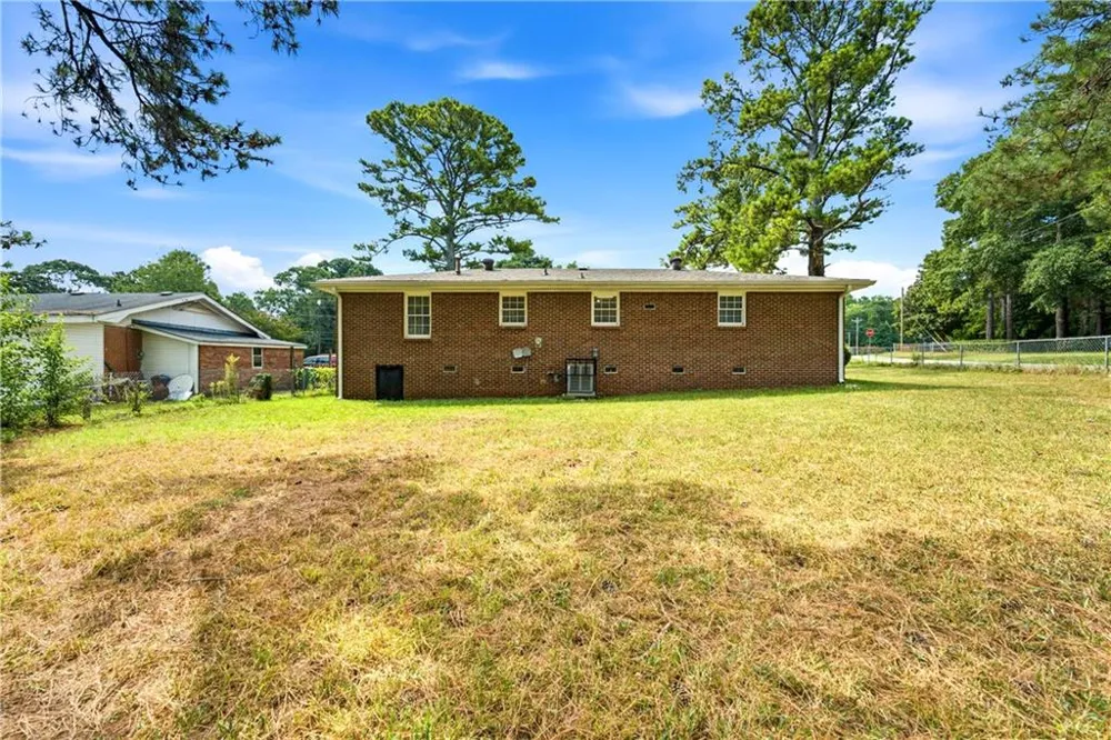 3444 Linecrest Road Ellenwood, GA 30294