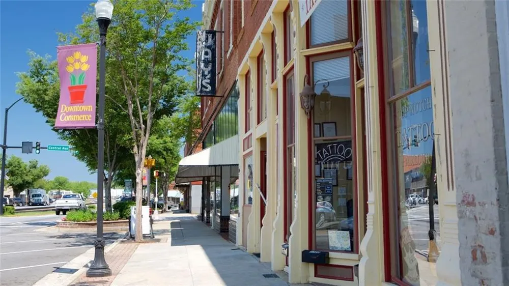 166 Freedom Lane Commerce, GA 30530
