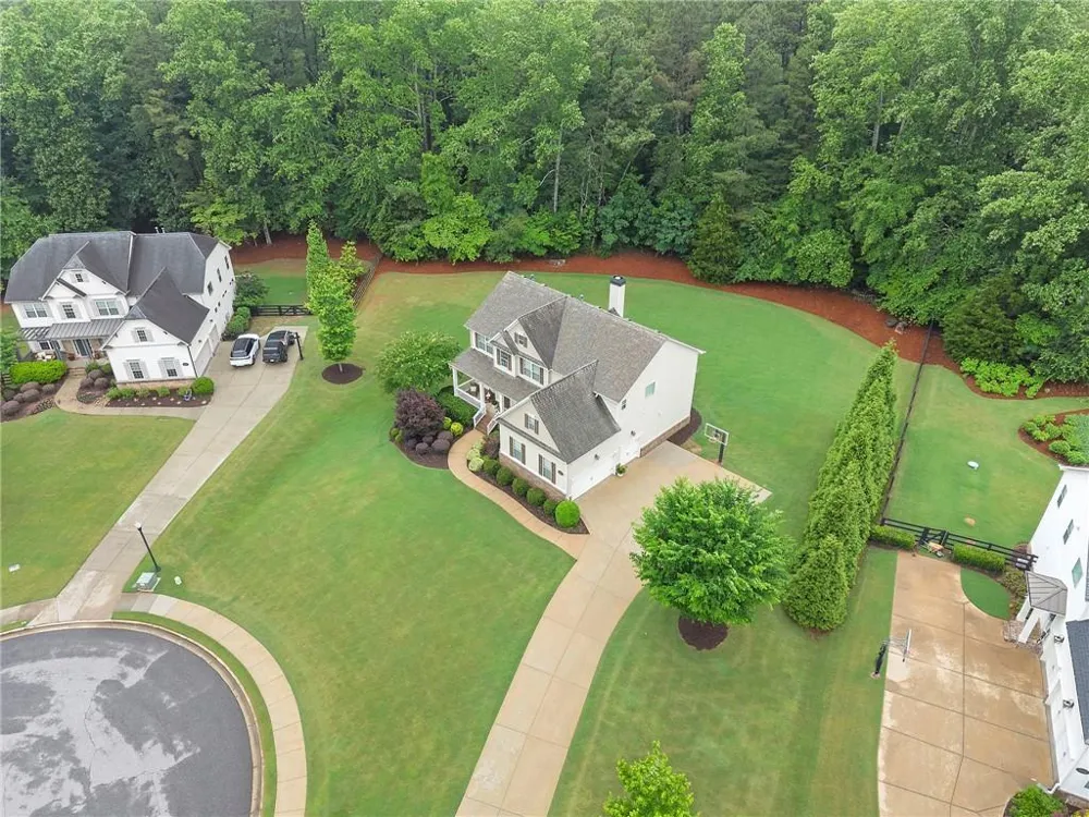 10130 Peaks Parkway Milton, GA 30004