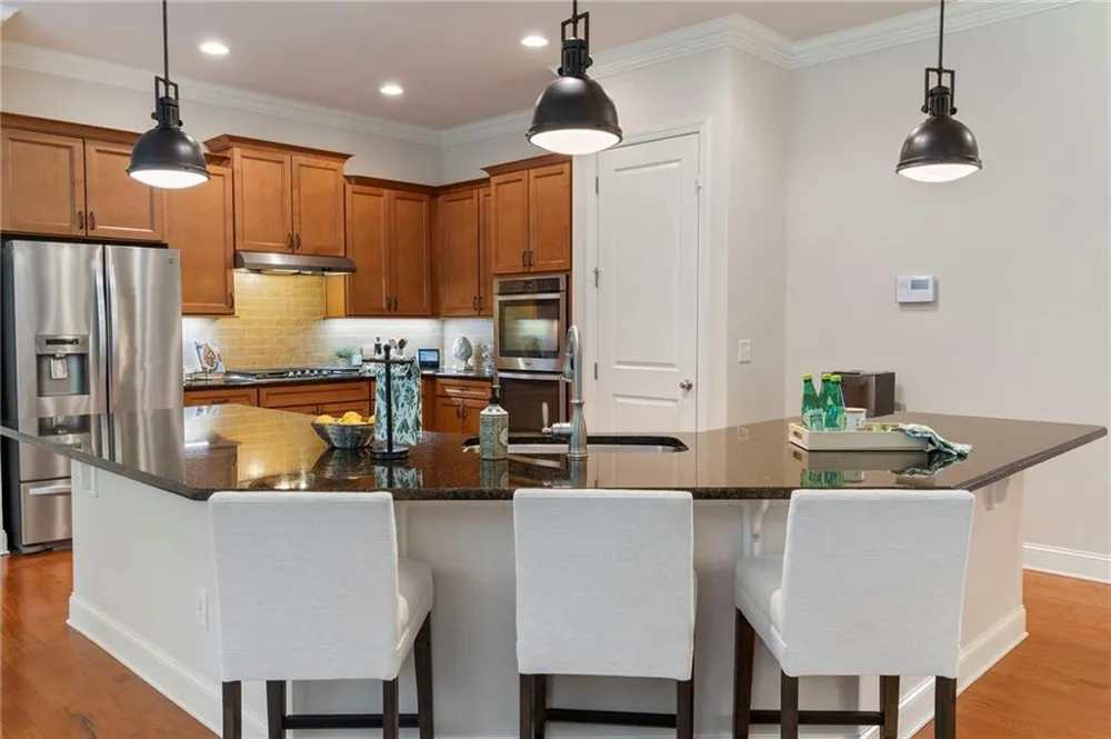 10130 Peaks Parkway Milton, GA 30004