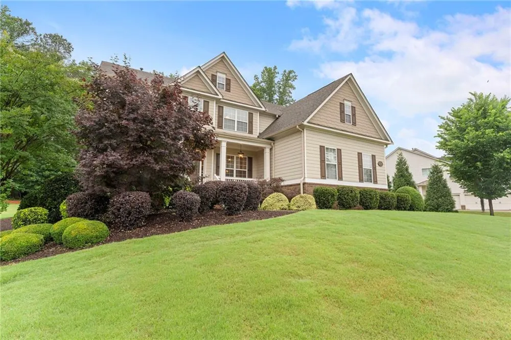 10130 Peaks Parkway Milton, GA 30004
