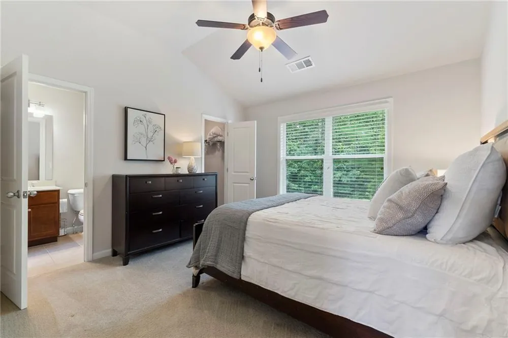 10130 Peaks Parkway Milton, GA 30004