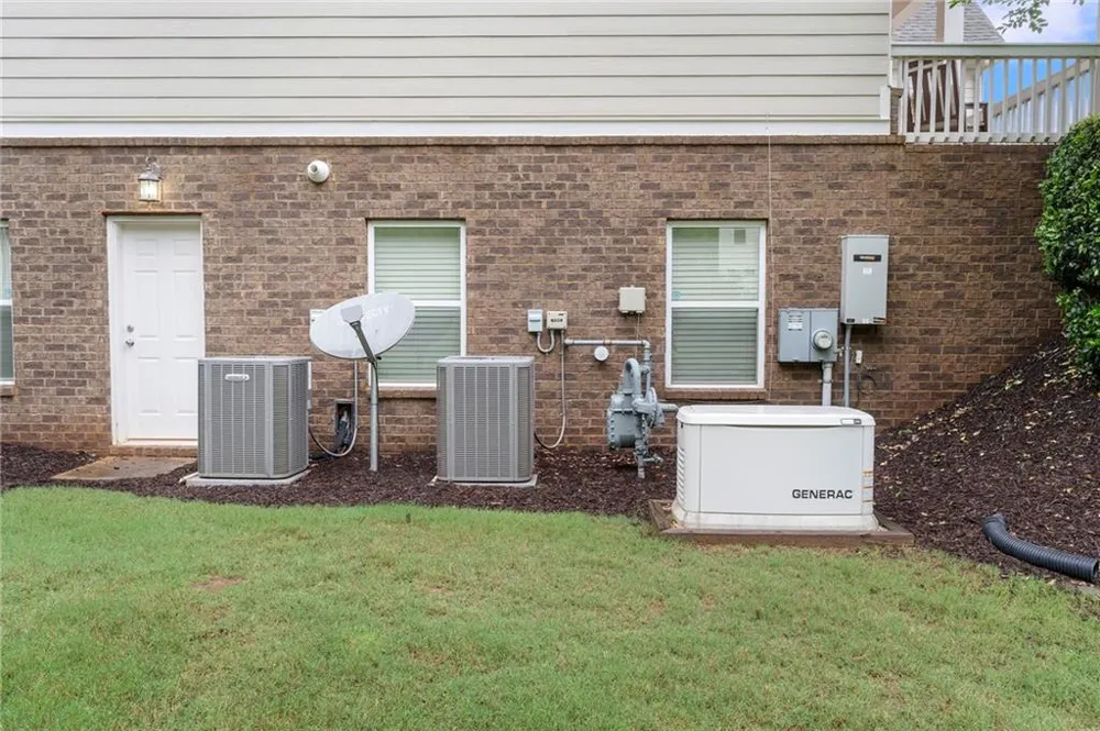 10130 Peaks Parkway Milton, GA 30004