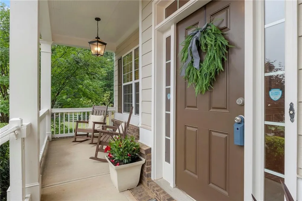 10130 Peaks Parkway Milton, GA 30004