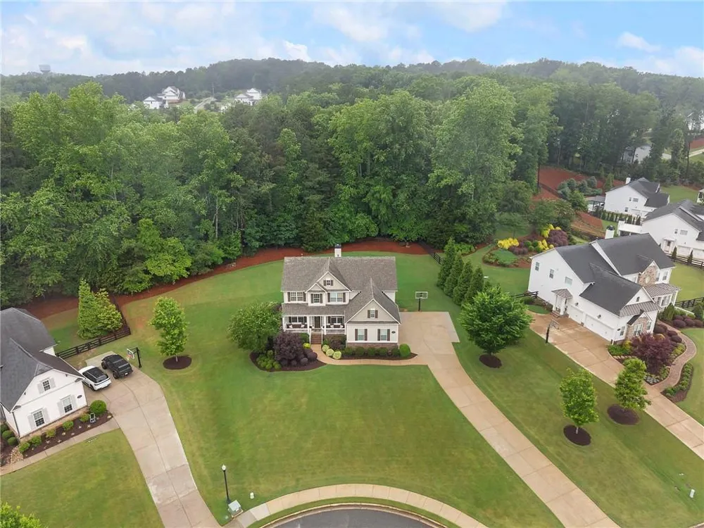 10130 Peaks Parkway Milton, GA 30004