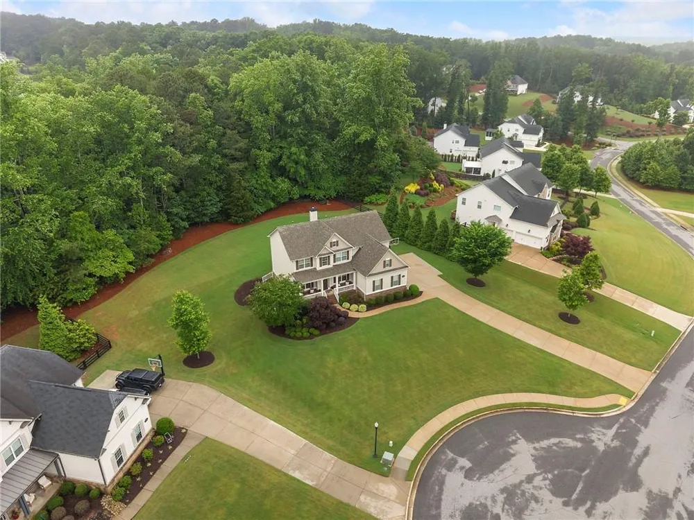 10130 Peaks Parkway Milton, GA 30004